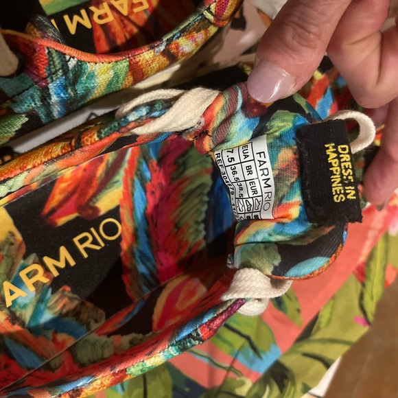 Farm Rio Banana Sneaker 7.5 BNWT Dust Bag n box included